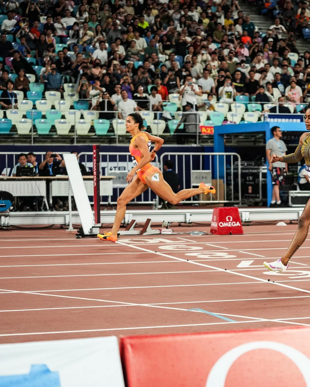 Aussie teen Torrie Lewis upsets world champ in stunning Diamond League victory