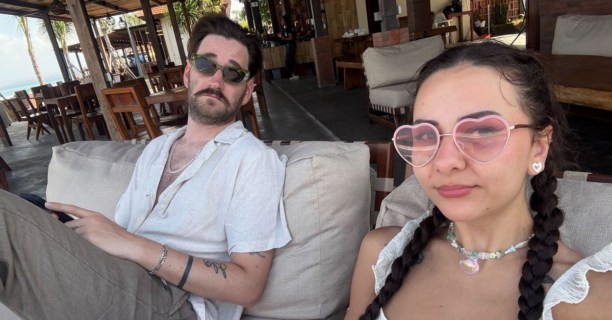 An unexpected email ruined Perth couple's $3000 trip to Hawaii
