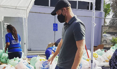 Harry has helped distribute food to veterans in LA.