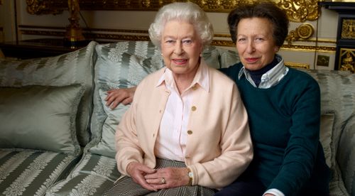 The Queen and her only daughter, Princess Anne. (AFP / Annie Leibovitz)