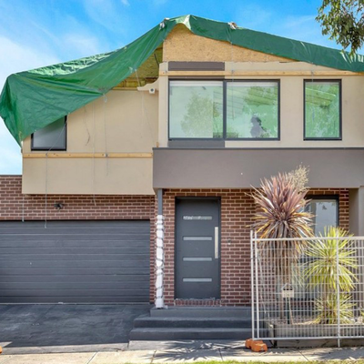 Half-burnt family home in Melbourne sells at auction for $376,000