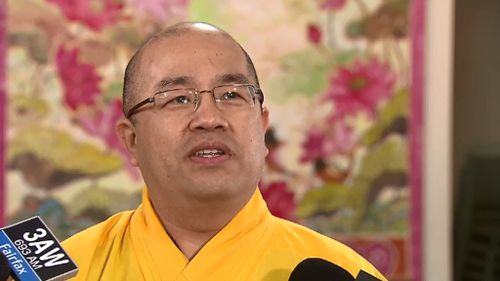 Genuine Buddhist monks say true monks do not approach people for money in a forceful way. (9NEWS)