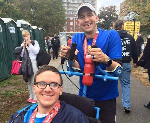 Mr Odom helped Mr Crais to fulfill his dream of finishing a marathon. (Facebook)
