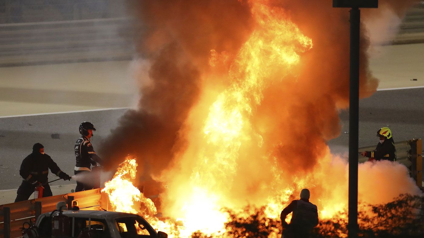 Romain Grosjean fireball crash video | F1 Bahrain Grand Prix, car splits in  half, explodes in flames