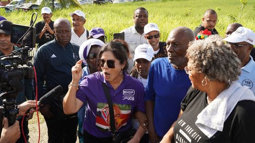 Ingrid Butters-Walding si è rivolta ai media dopo che suo marito non si è costituito.