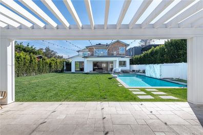 Modern Family star Ariel Winter Lists LA Home for US$4 Million