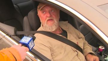 NSW Bushfires: Batemans Bay resident says 'there's nowhere to go'