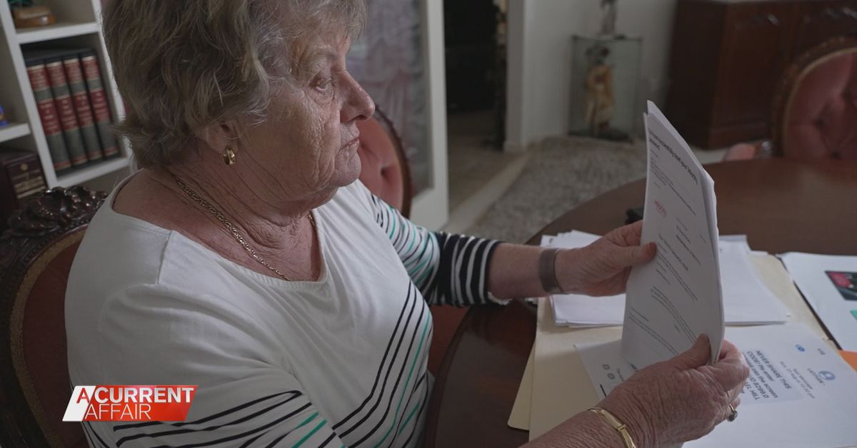 Gli esperti di sicurezza informatica avvertono dopo che mia nonna ha perso quasi $ 60.000 a causa dell’hacking del suo telefono