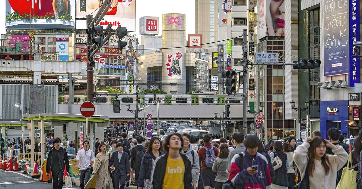 Popular Tokyo neighbourhood to ban drinking in public places