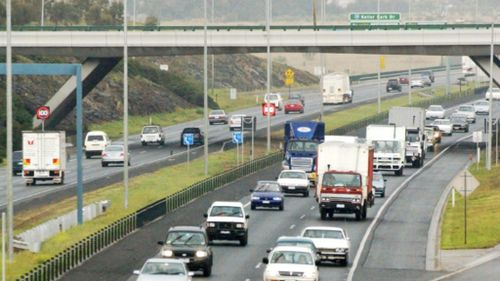 Victoria's Labor government has committed $10 billion to building the "missing link" on the Metropolitan Ring Road. (AAP)
