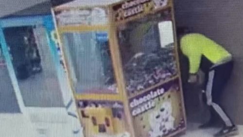 Adelaide man accused of stealing skill tester machines flees court.