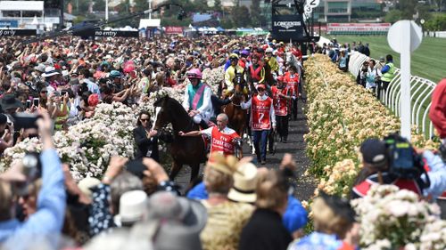 Train driver strike could affect Melbourne Cup commuters