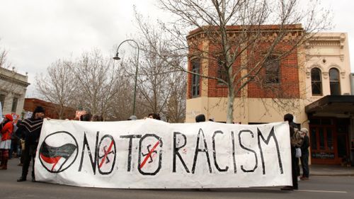 Anti-mosque and anti-racism protesters clashed at a protest in Bendigo in August. (AAP)