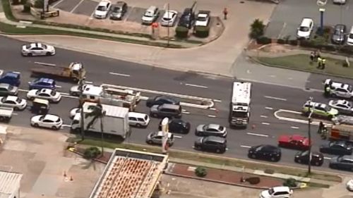 Man killed by car after getting off bus on Logan Road, Mount Gravatt