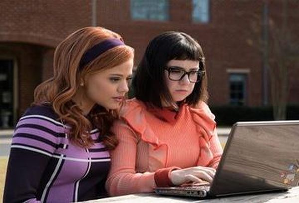 Daphne & Velma