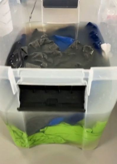 cleaning laundry hacks tips tiktok strip wash