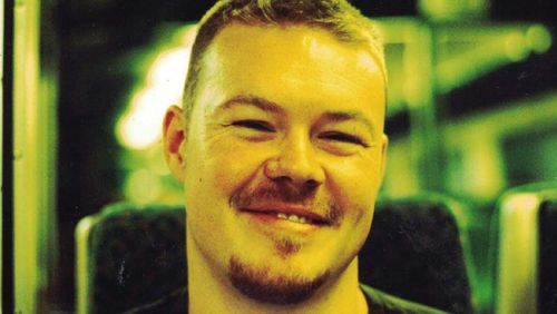 Police are renewing an appeal for information into the disappearance of a Redfern man 20 years ago.Simon Knight, aged 32, was last seen at a hotel on Crown Street, Surry Hills, on the morning of Thursday 21 July 2005.