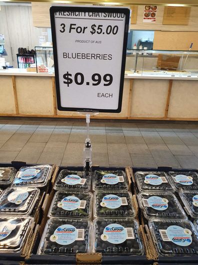 Blueberries fruit shop special