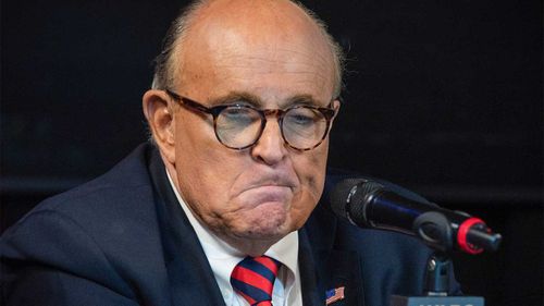 Rudy Giuliani a fost chemat să se prezinte în fața unui mare juriu din Georgia.