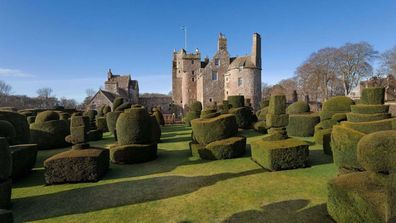 Scotland England UK Britain property real estate castle mansion millions royalty 