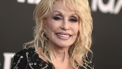 Dolly Parton arrives at the Rock & Roll Hall of Fame Induction Ceremony on Saturday, Nov. 5, 2022, at the Microsoft Theater in Los Angeles. (Photo by Richard Shotwell/Invision/AP)