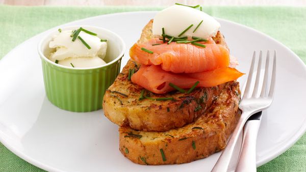 Herbed French toast with smoked salmon