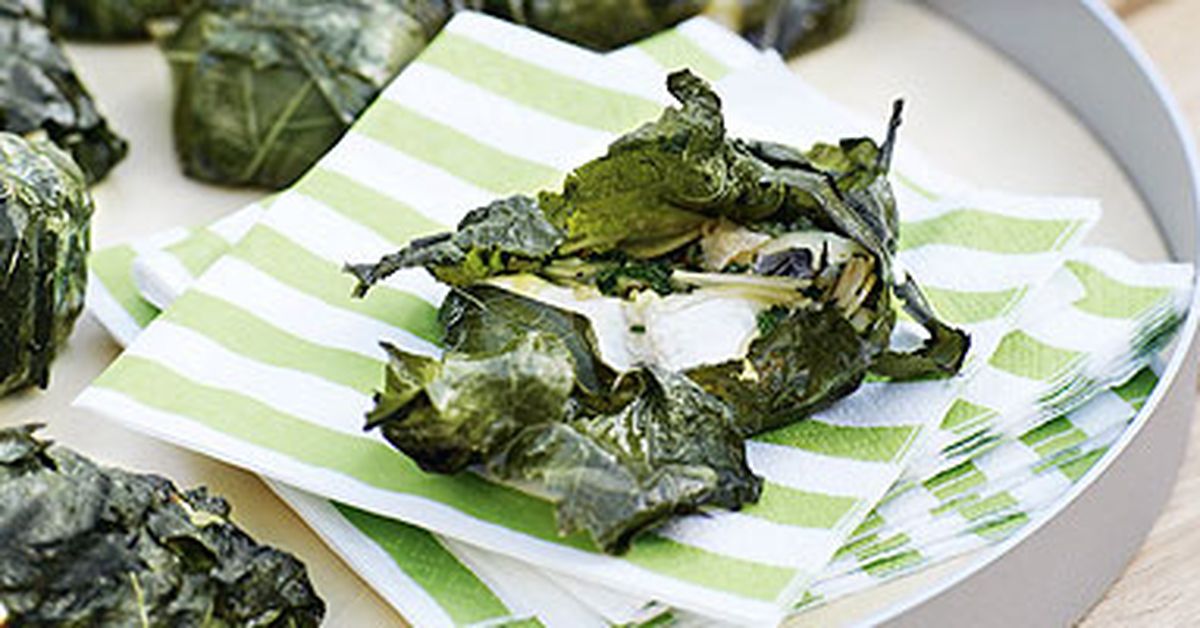 Camembert in vine leaves with parsley almond pesto - 9Kitchen