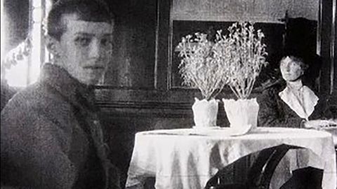 The last photo of Alexei Nikolaevich and his sister Olga. (Photo: Tobolsk History Museum)