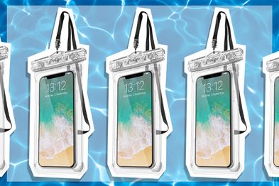 9PR: Waterproof phone case.