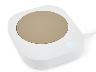 The $12 Kmart Desktop Mug Warmer everyone is talking about.