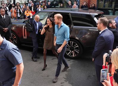 MELBOURNE, AUSTRALIA - APRIL 16: Meghan, Duchess of Sussex, and Prince Harry, Duke of Sussex arrive to visit Batry Australia, a mental health program at Swinburne University of Technology on April 16, 2026 in Melbourne, Australia. The Duke and Duchess of Sussex are on a four-day visit to Australia, with appearances in Melbourne, Canberra and Sydney. (Photo by Jonathan Brady/PA Wire-Pool/Getty Images)