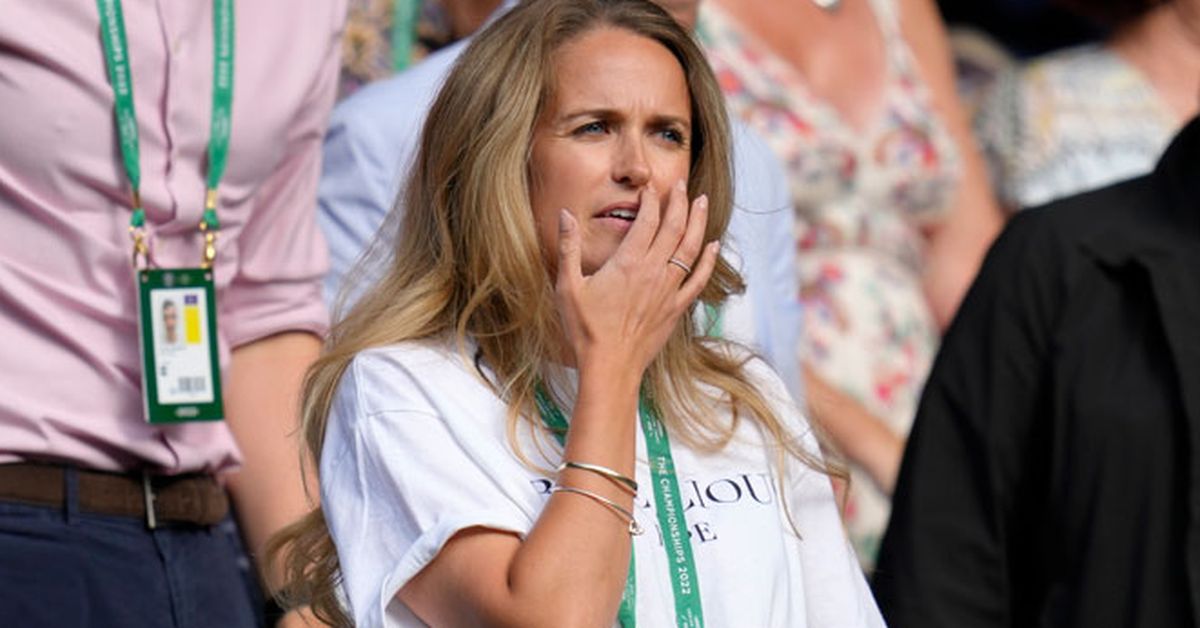 Kim Murray's subtle nod to Bowel Babe Dame Deborah Jones at Wimbledon 