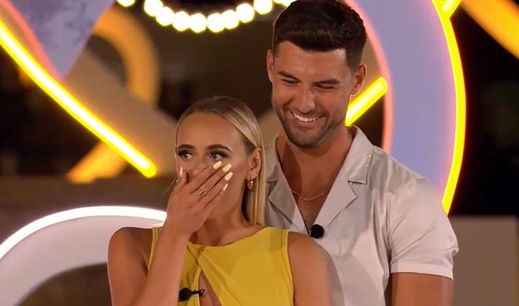 love island uk 2021 millie court and liam reardon crowned winners season 7