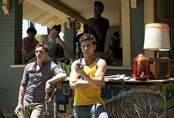 Bad Neighbours
