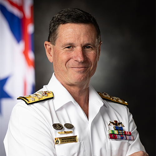 L'attuale capo della Marina, il vice ammiraglio Mark Hammond, che diventerà ammiraglio a pieno titolo, sarà il nuovo capo dell'ADF.﻿