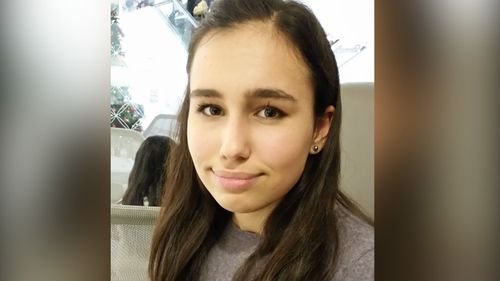 	Pret a Manger will list all its ingredients, including allergens, on freshly made products following the death of a 15-year-old girl who had an allergic reaction to a sandwich containing sesame seeds, to which she was allergic.