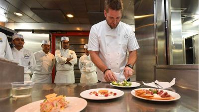 <strong>Curtis Stone on the pass on board the Sun Princess</strong>