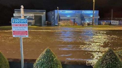 Sur la côte centrale, 140 mm de pluie sont tombés en quatre heures. 