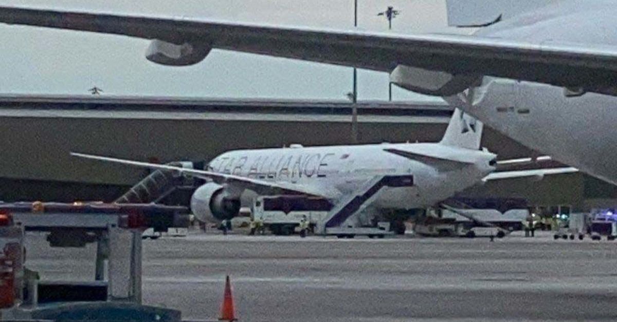 Jedna osoba zginęła, a wiele zostało rannych w samolocie z Londynu do Singapuru