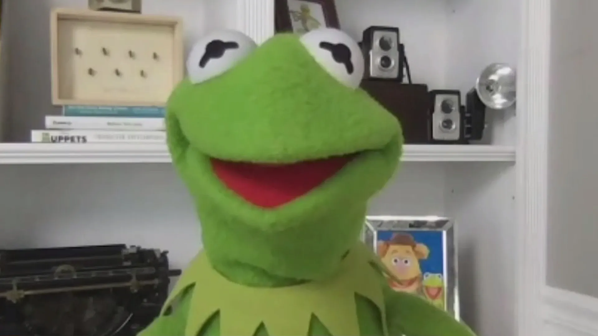 Kermit The Frog Goes Unscripted : Today 2020, Short Video