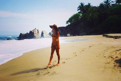 What we wouldn't give to be on this beach in Mexico...and to have a bod like Alessandra's, obvs.<br/><br/>(Image: Instagram)