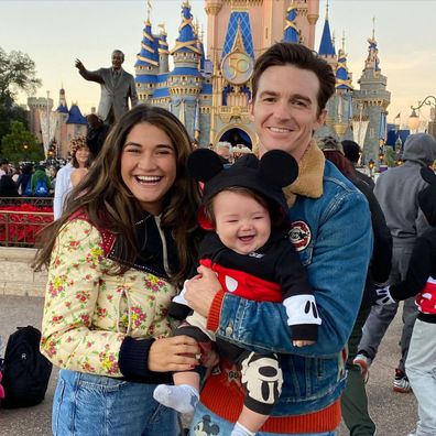 Drake Bell with his wife Janet Von Schmeling and their young son.