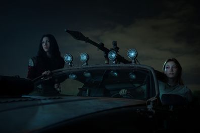 Stan: TWISTED METAL -- S2 -- Pictured: (L-R) Stephanie Beatriz as Quiet, Saylor Bell as Mayhem -- (Photo by: Pief Weyman/PEACOCK)