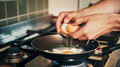 Cooking eggs