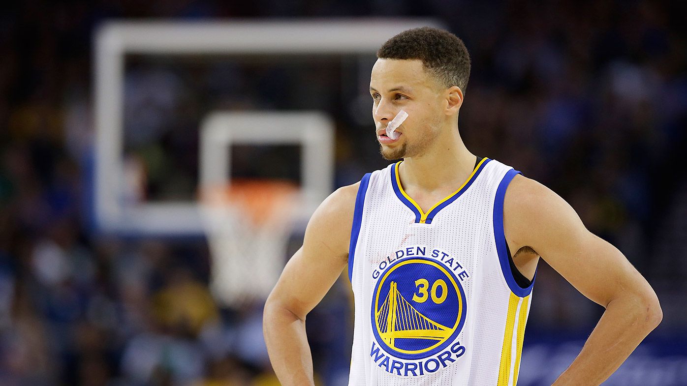 Disaster for Golden State Warriors as Steph Curry injures knee in comeback game