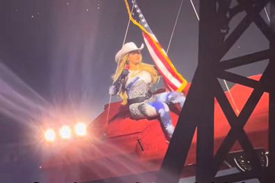 Beyonce car malfunction during Houston show