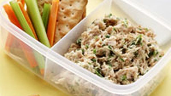 Tuna and lemon dip