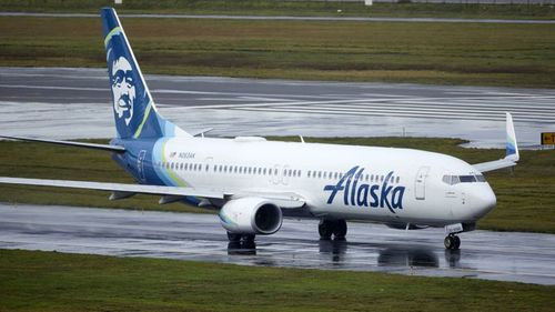 An Alaska Airlines jet