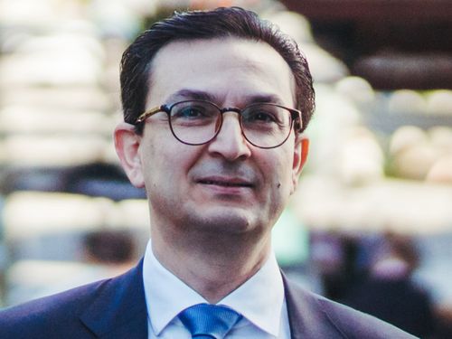 Munjed Al Muderis admitted he did not have a licence to practise medicine in the United States.