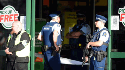 Police pictured outside the central Dundin Countdown store on Monday.